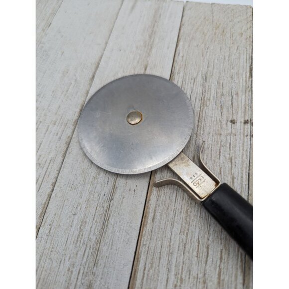 Set 2 Ekco Pizza Cutter #7 Blade 2 5/8" Diameter 8" USA Stainless Steel Black - Picture 7 of 7